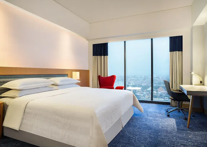Four Points By Sheraton Surabaya, Tunjungan Plaza
